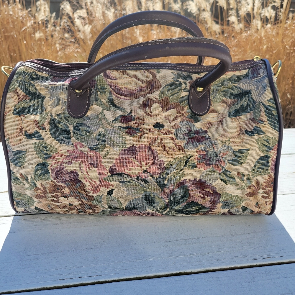 Vintage Jaguar Floral Tapestry Travel Duffle Weekender Bag Nice! See NOTES! - Picture 2 of 9